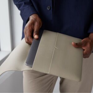 Von Holzhausen MacBook Portfolio 13” Vegan Leather Laptop Case Sleeve